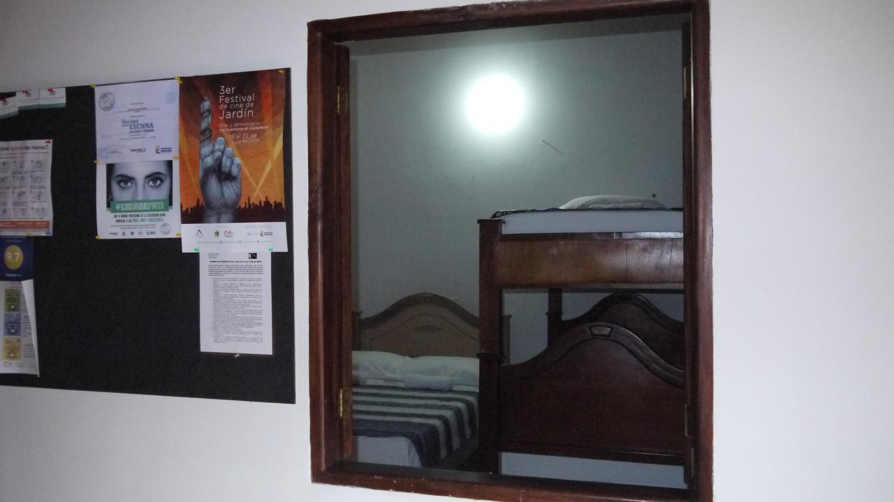 Hostal Naty Luna Хардин Екстериор снимка